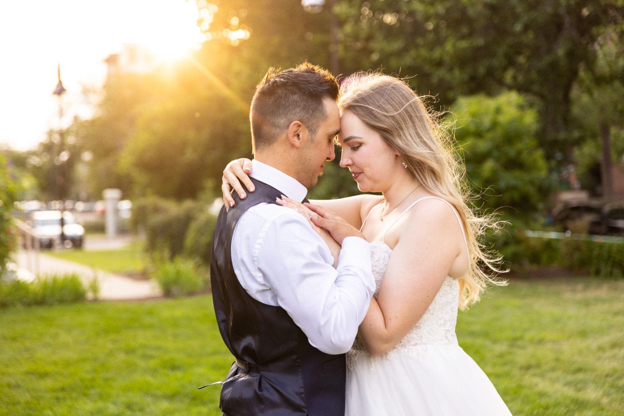 carousel-hero-element image-13