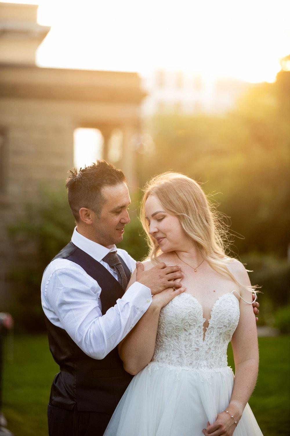 carousel-hero-element image-15